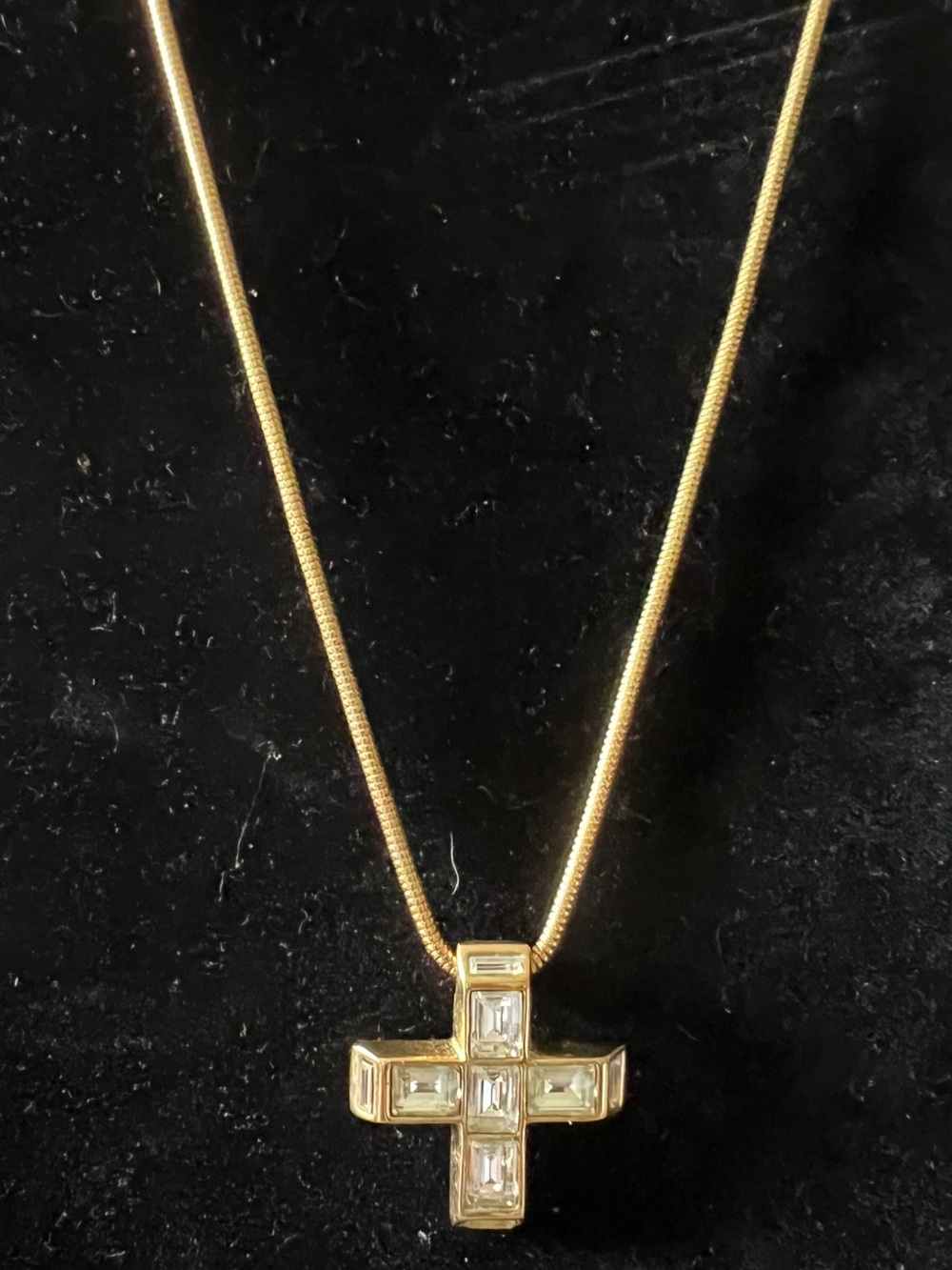 Swarovski cry Gold tone cross Pendant Necklace